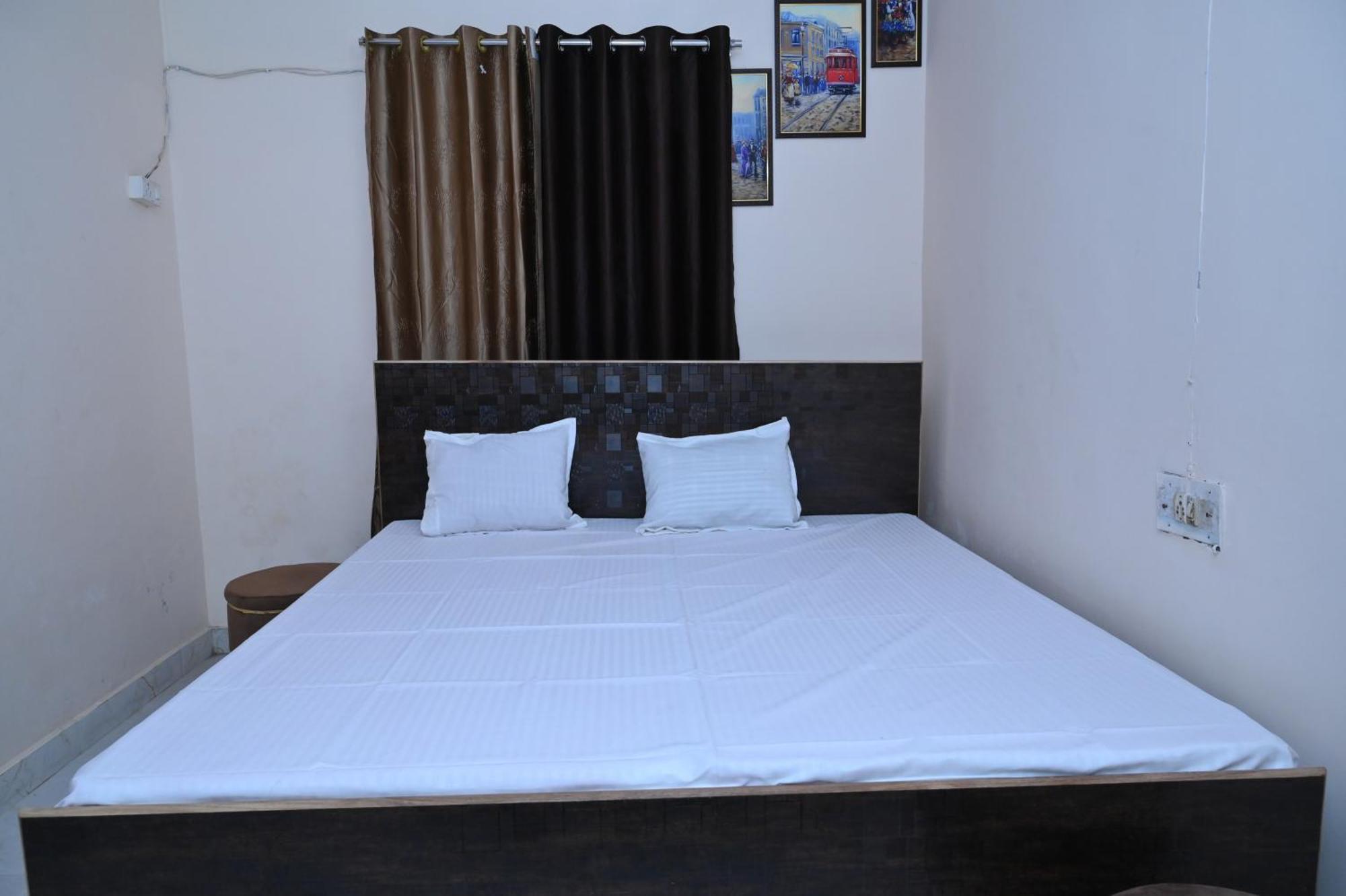 Privyrooms Gorakhpur Dış mekan fotoğraf
