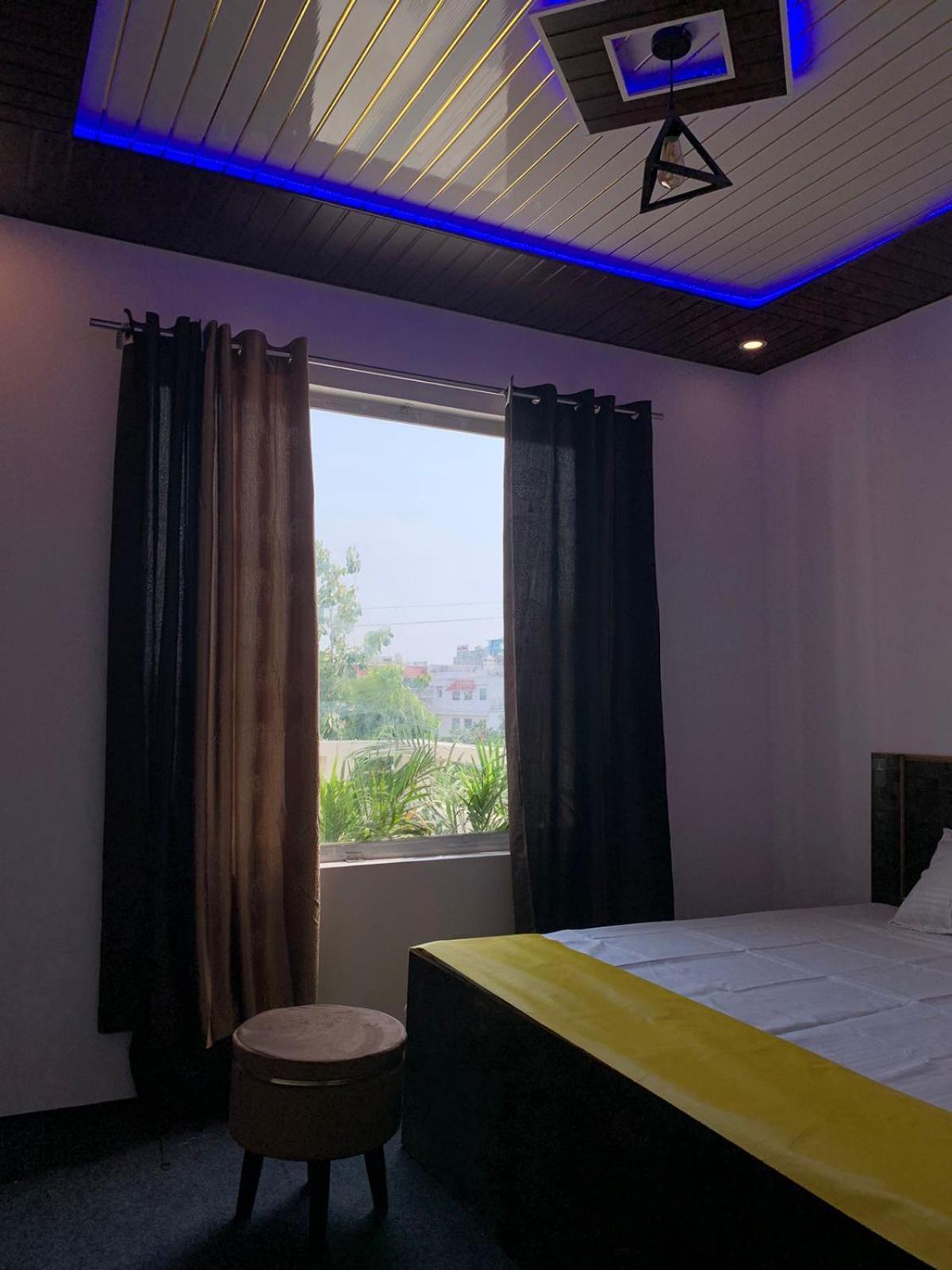 Privyrooms Gorakhpur Dış mekan fotoğraf
