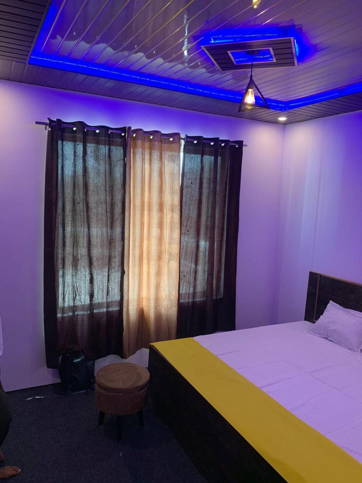 Privyrooms Gorakhpur Dış mekan fotoğraf